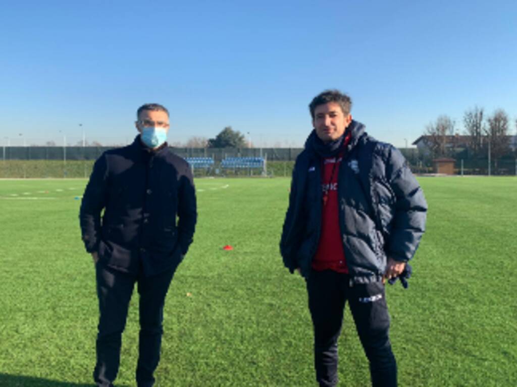 visita al como campo di allenamento bergomi con gattuso in campo