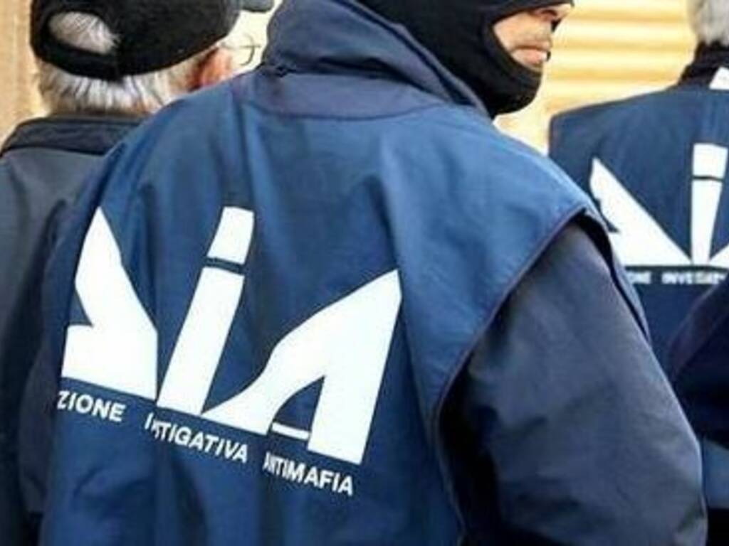 4 colpi alla 'ndrangheta