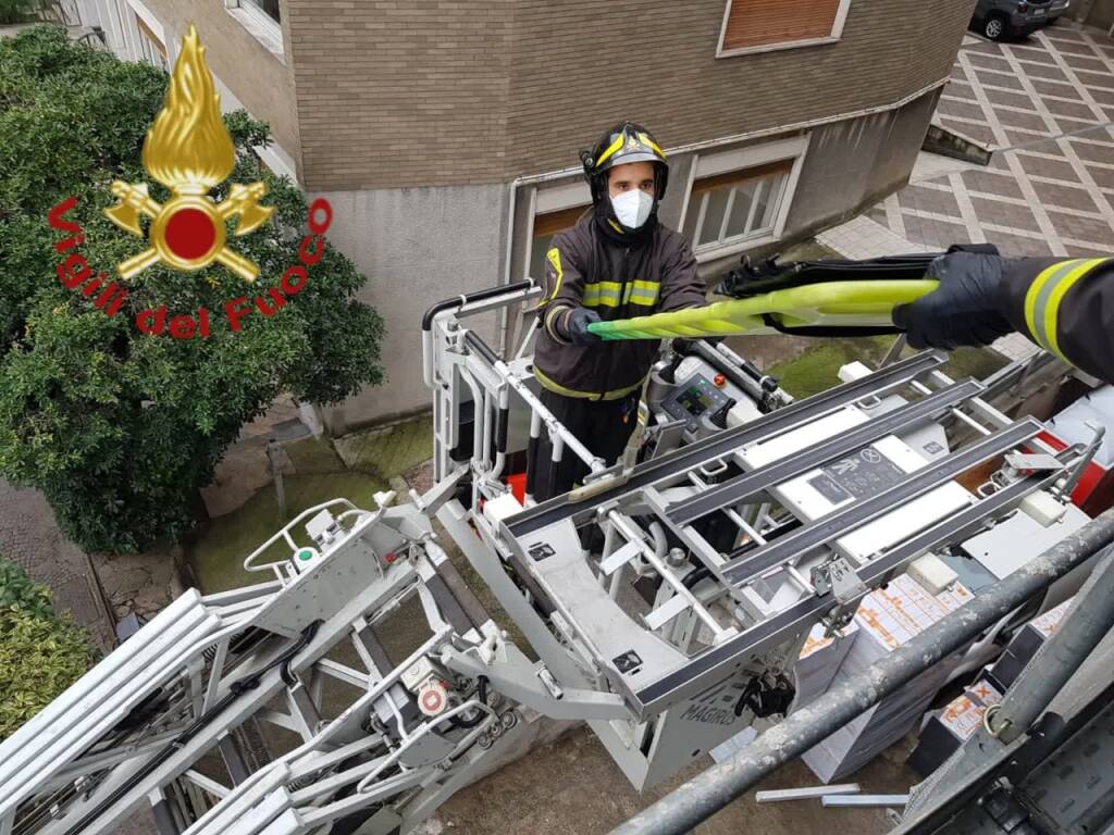 incidente como operaio ferito ponteggio via ferrari