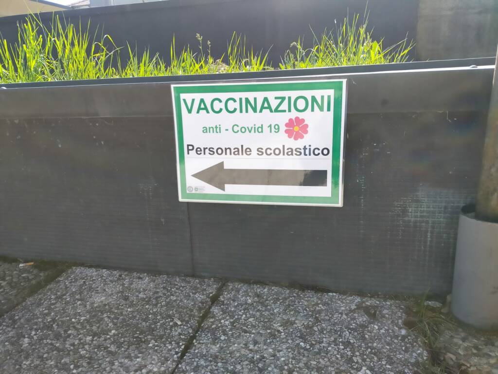 ambulatori vaccinazioni personale scolastico responsabile Giuseppe Carrano