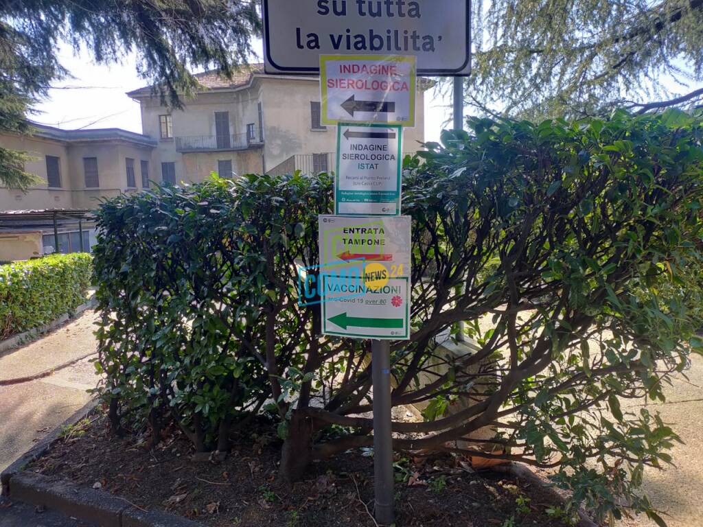 vaccinazione over 80 primo giorno ex sant'anna di camerlata