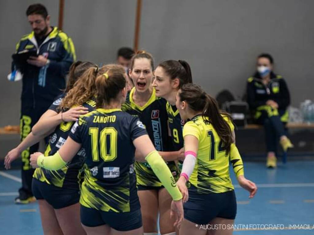 volley femminile derby tecnoteam albese picco lecco