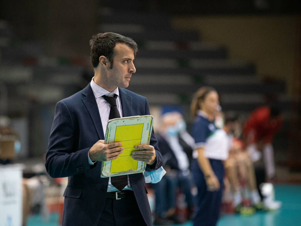 matteo battocchio coach libertas cantù volley maschile resta in panchina