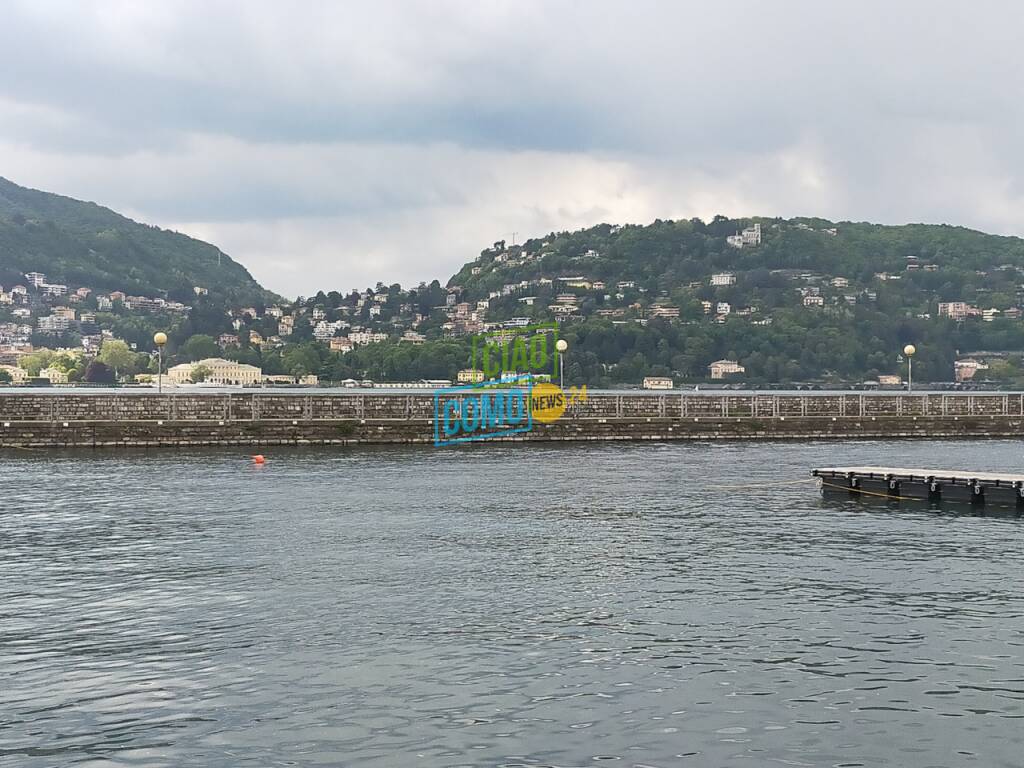 cantiere (fermo) molo sant'agostino a como mancanza operai sant'agostino