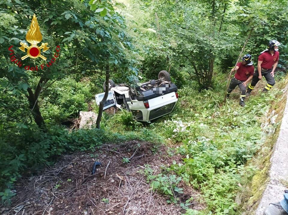 incidenti oggi casasco intelvi e como via milano soccorsi auto e moto