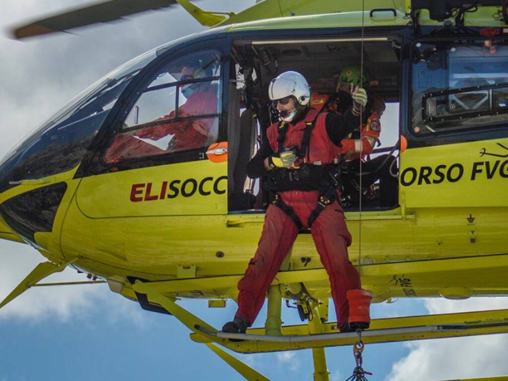 incidente friuli per avvocato noseda di como recupero con elicottero soccorso alpino e luogo incidente
