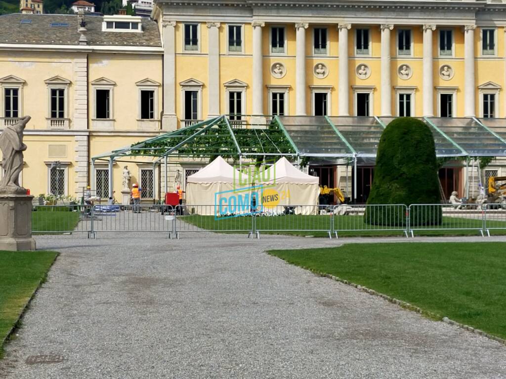 Villa Olmo preparativi per matrimonio tra turchi transenne allestimento materiale e parcheggi