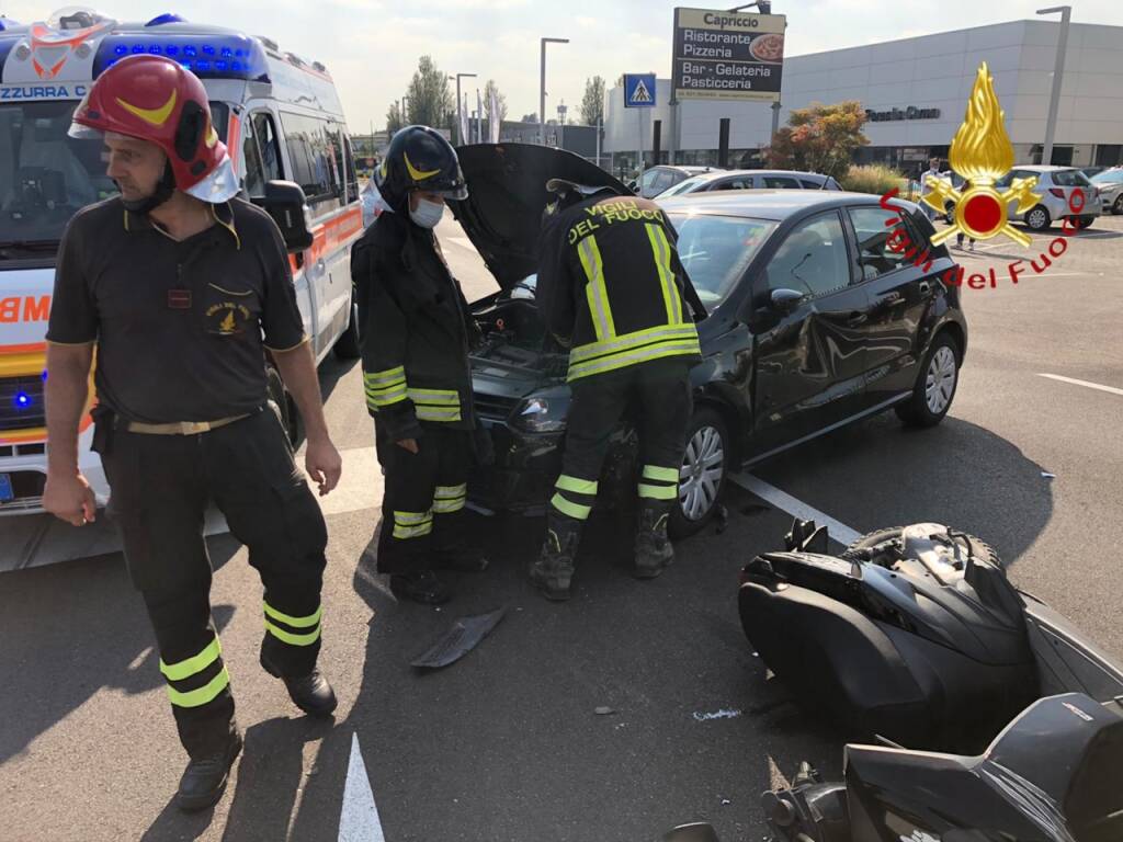 incidente auto scooter prato pagano oggi pomeriggio soccorsi