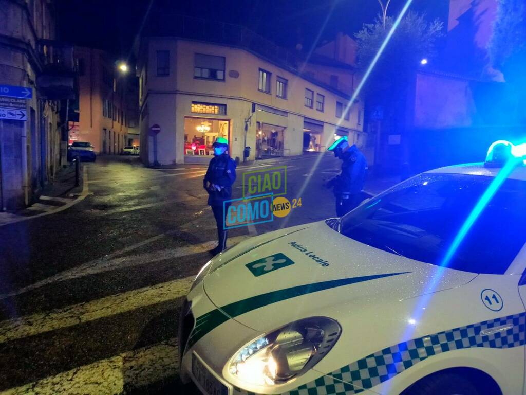 lariana chiusa per frana sant'agostino polizia locale como