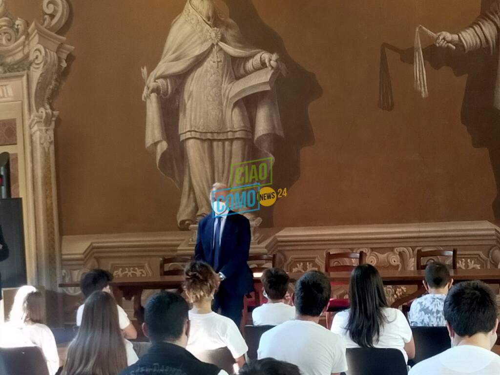 marco bussetti provveditore agli studi di como visita al collegio gallio primo giorno lezioni