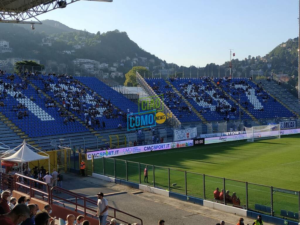 stadio sinigaglia tifosi curva