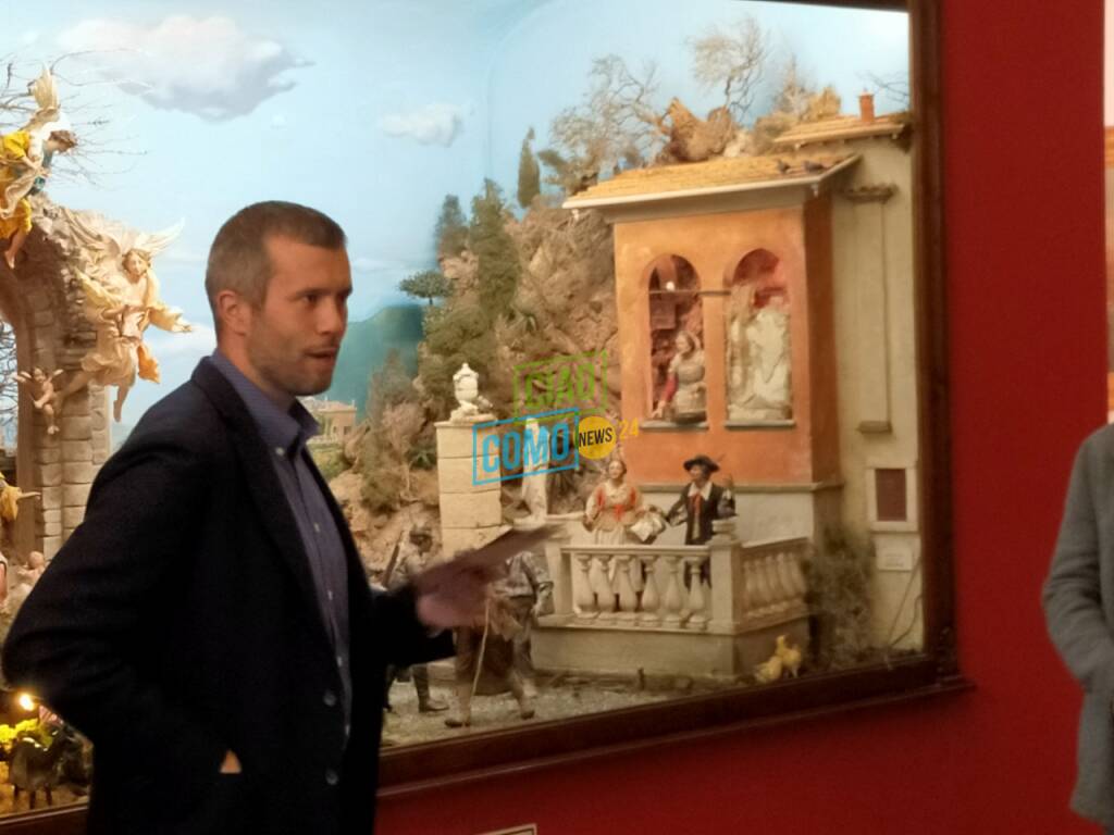 presentazione mostra presepi villa bernasconi a cernobbio con sindaco e de ascentis