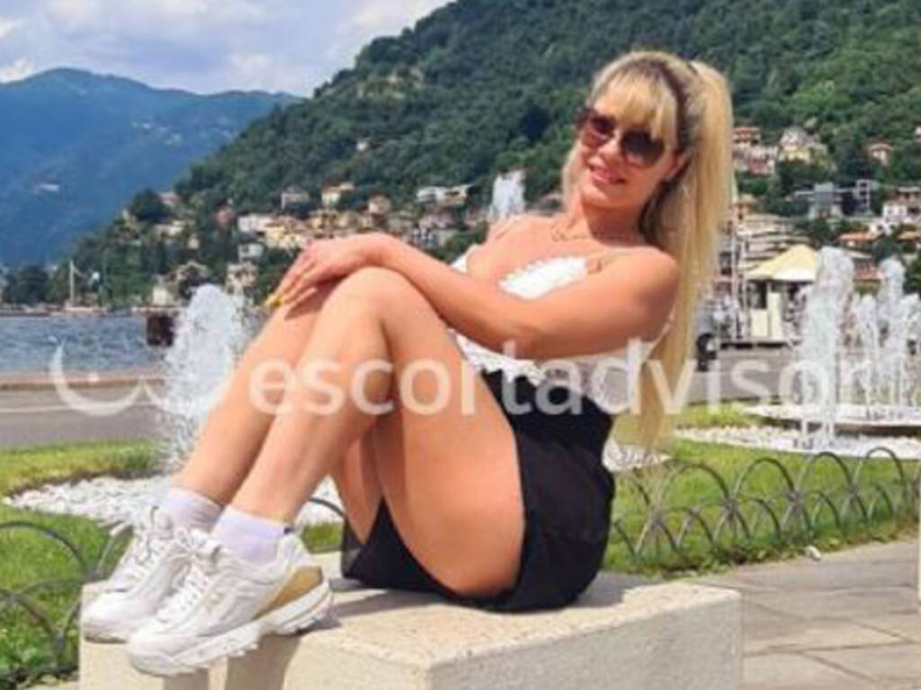 isabella escort como