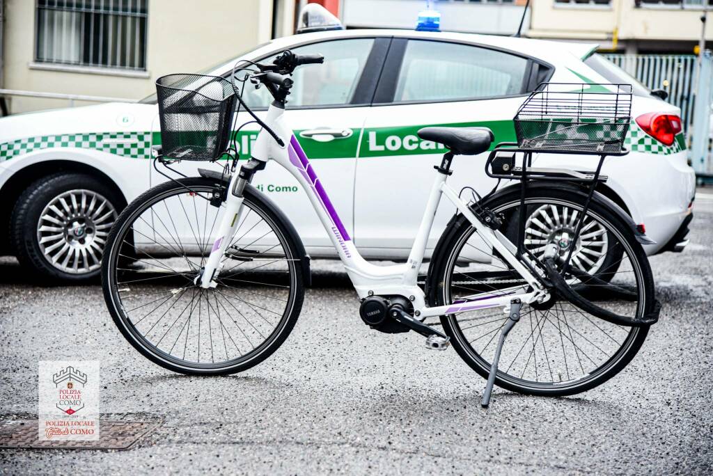 polizia locale recuperata bici elettrica rubata in città zona stazione 