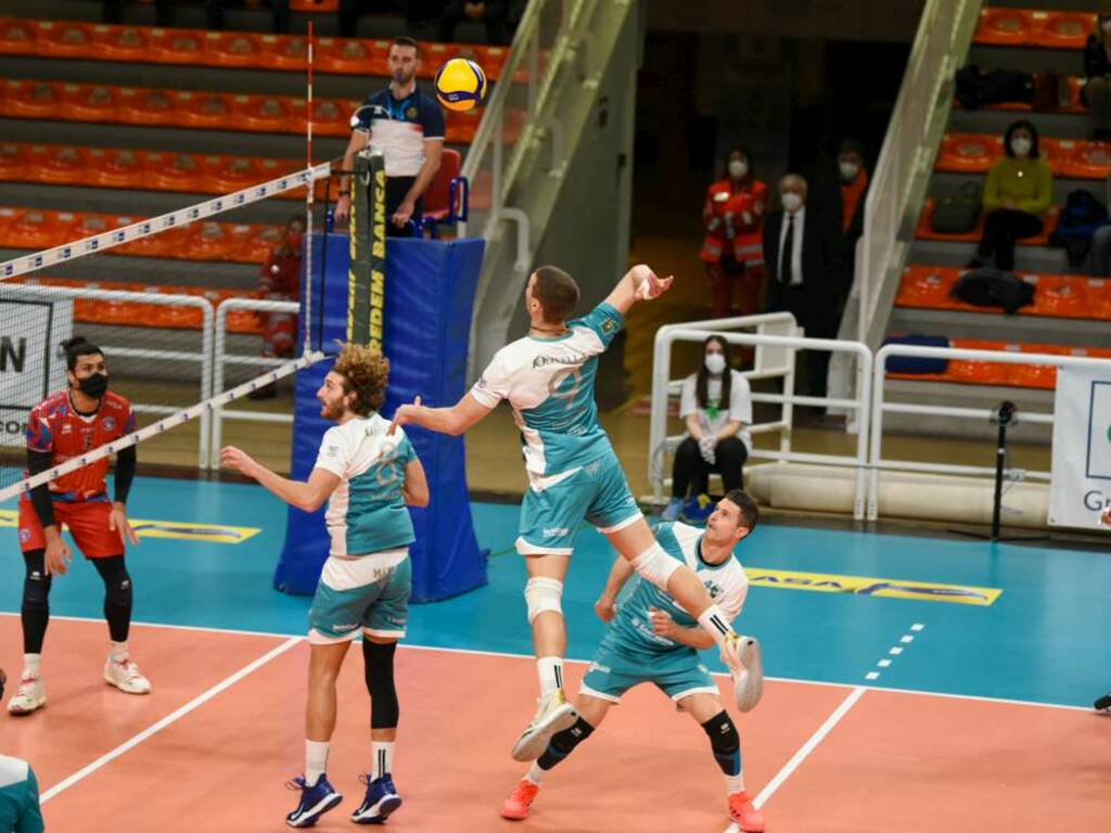 pool libertas cantù sconfitta a casnate contro ortona volley maschile a2