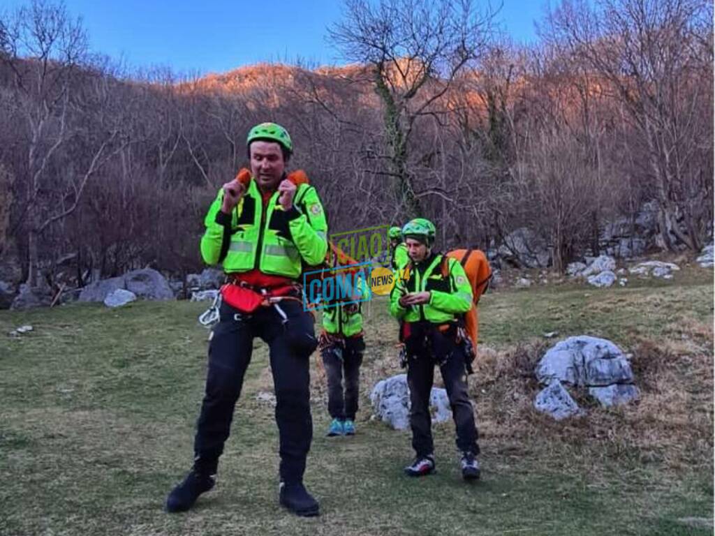 donna ferita terz'alpe di canzo soccorso alpino intervento