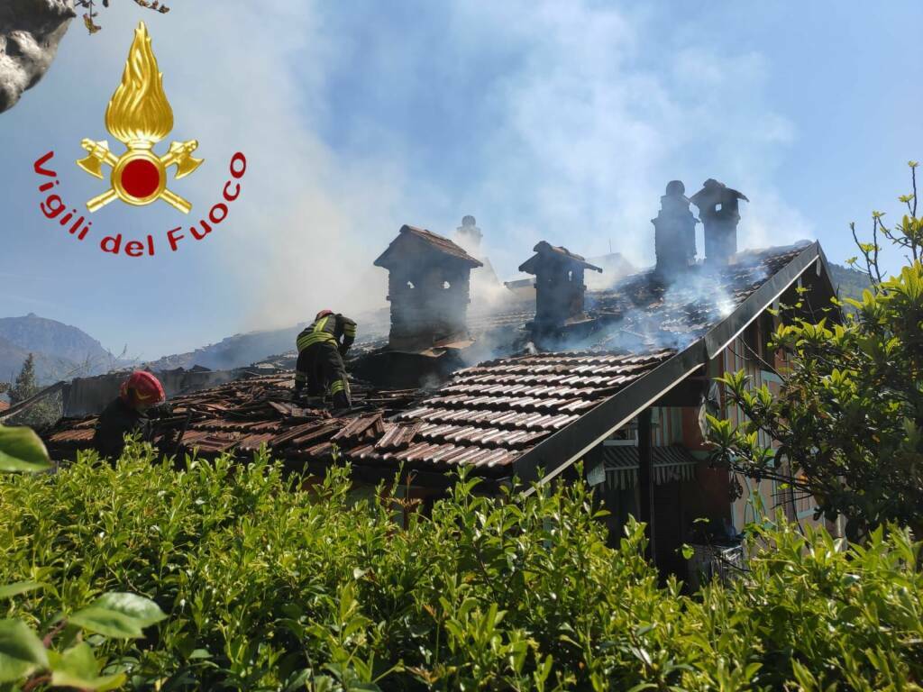 bellagio grosso incendio distrugge etto villetta in via vitali pompieri intervento soccorso