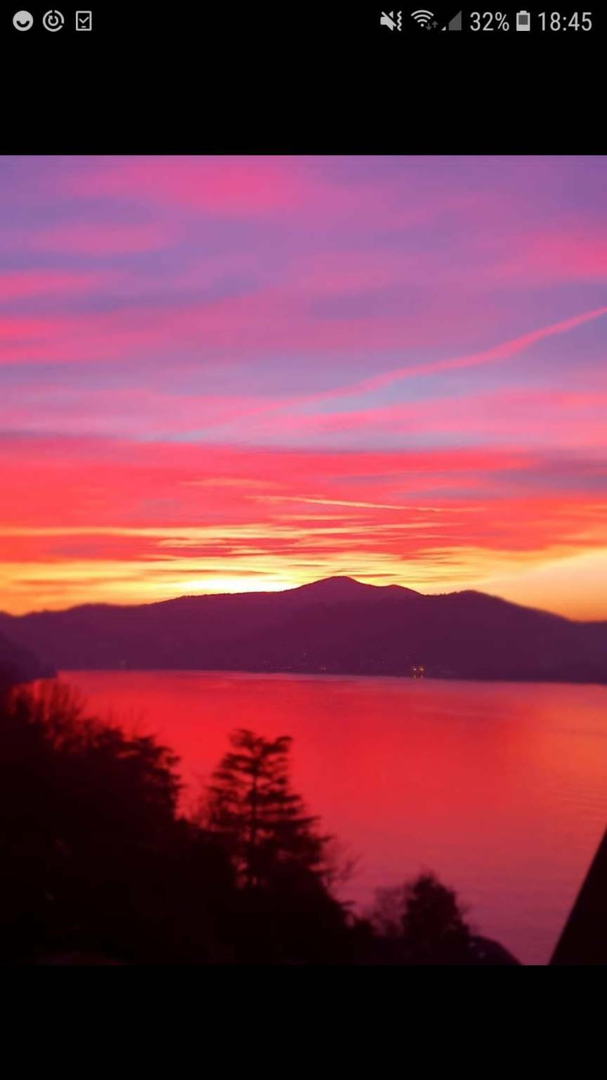 foto notizia tramonto sul lago di como foto lettori da blevio
