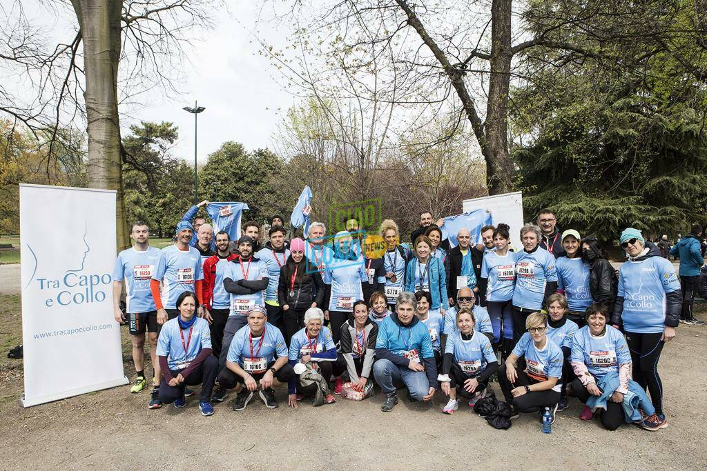 milano marathon tra capo e collo partecipanti foto di gruppo federica maspero