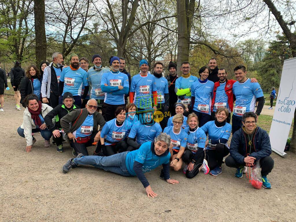 milano marathon tra capo e collo partecipanti foto di gruppo federica maspero