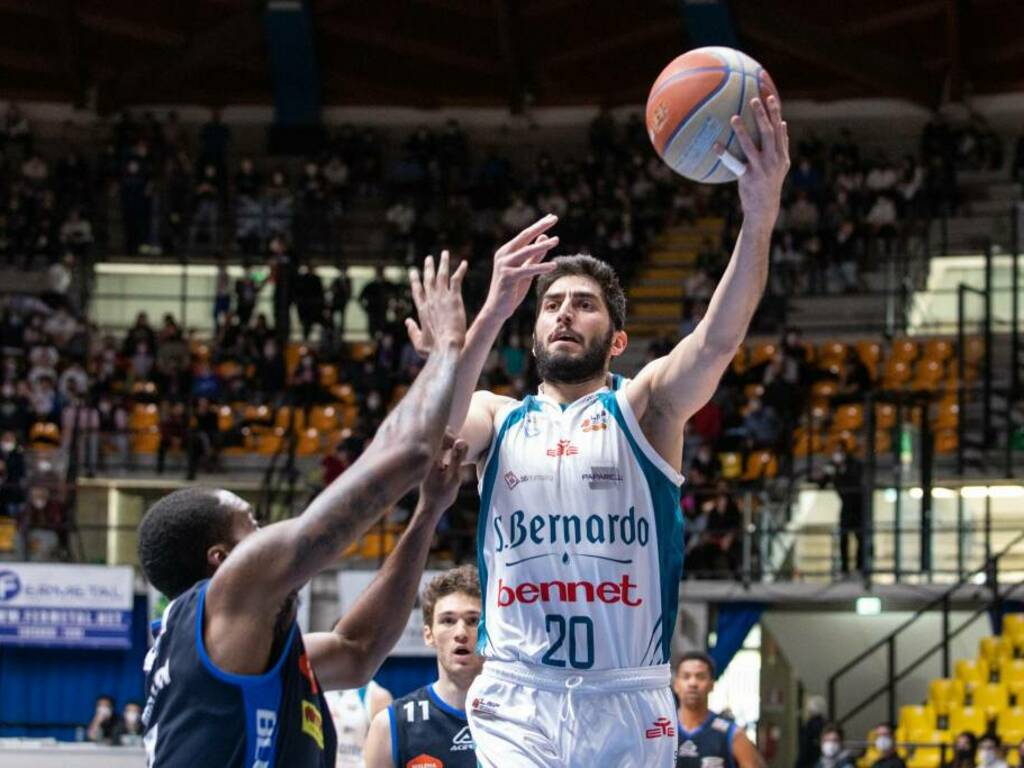 san bernardo cantù successo su treviglio e coach sodini cantù