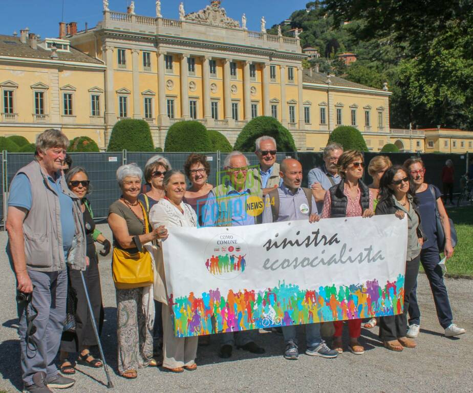 villa olmo protesta fuori parco como comune per cessione villa al magnate inglese