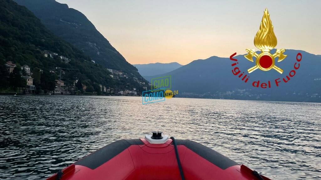 ricerche vigili del fuoco in centro lago dongo tutrista scomparso