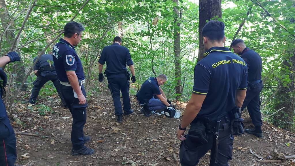 arresto spaccio parco del Cura forze di polizia