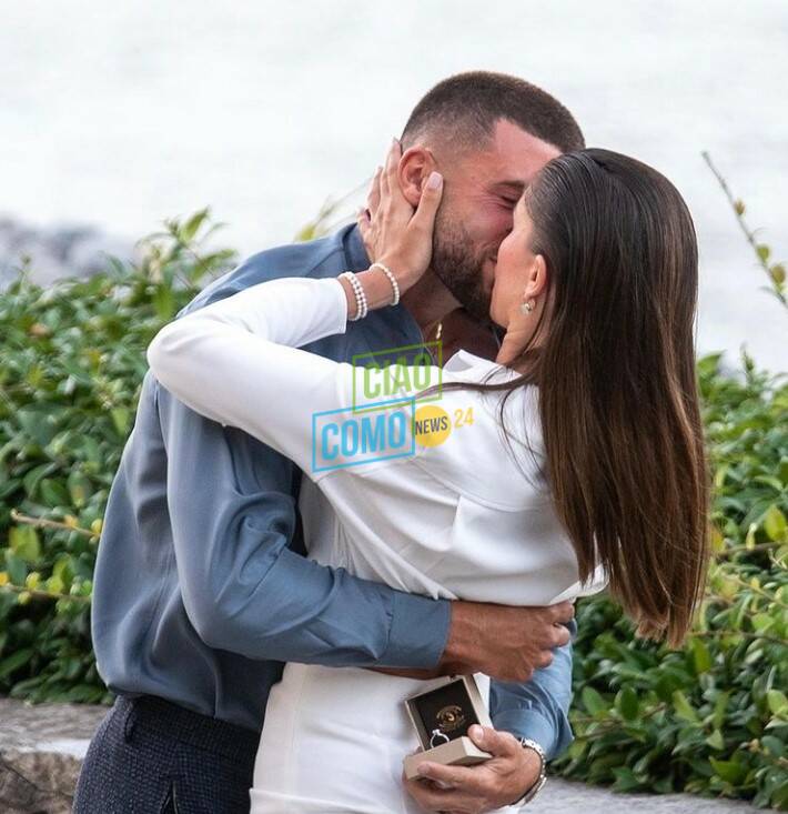 patrick cutrone chiede alla sua fidanzata di sposarlo immagini da instagram del calciatore