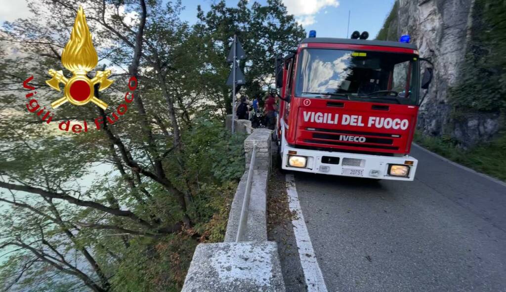 soccorso vigili uomo caduto in un dirupo valbrona