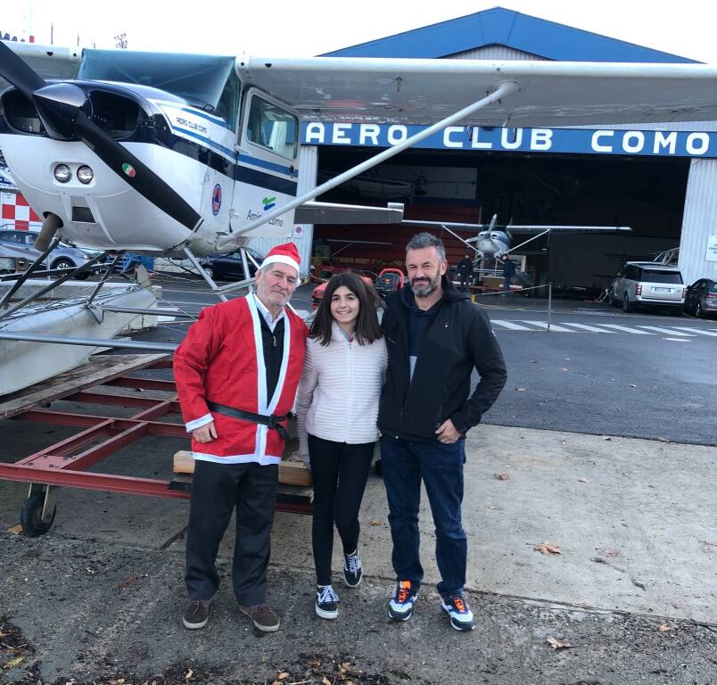 Babbo Natale Airways per Natale a Como Aeroclub dicembre