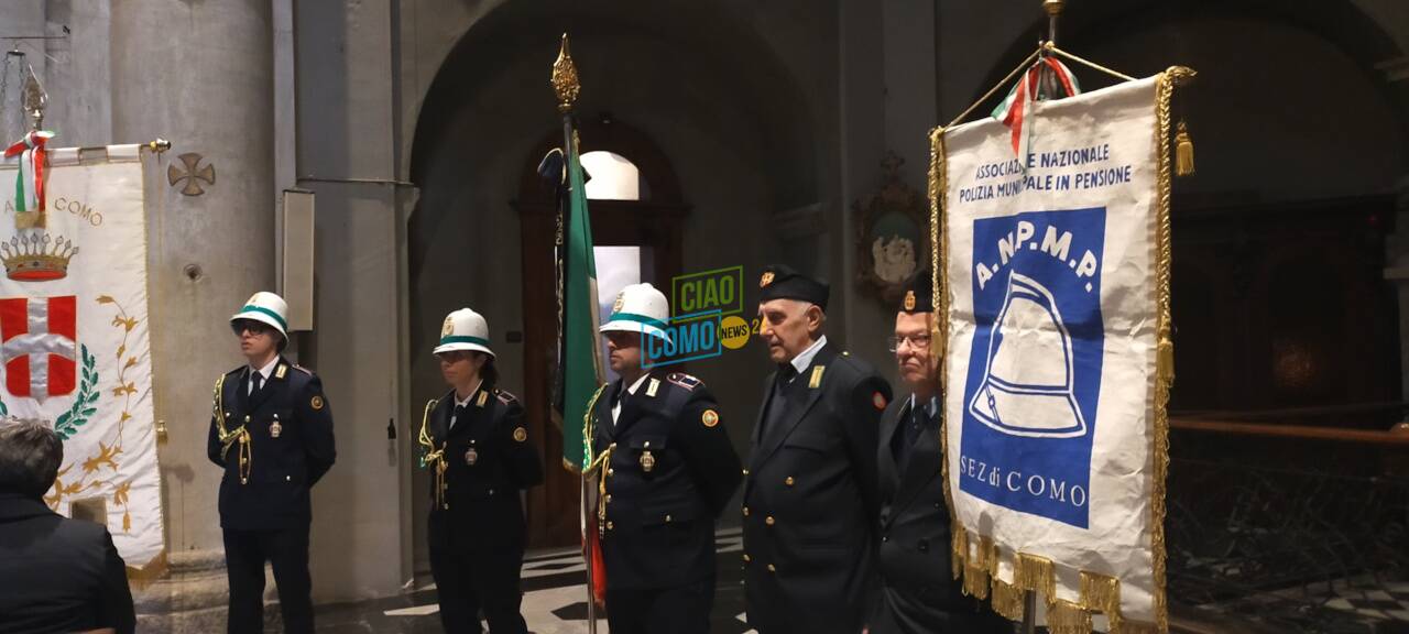 polizia locale di como festa san sebastiano comandante autorità auto