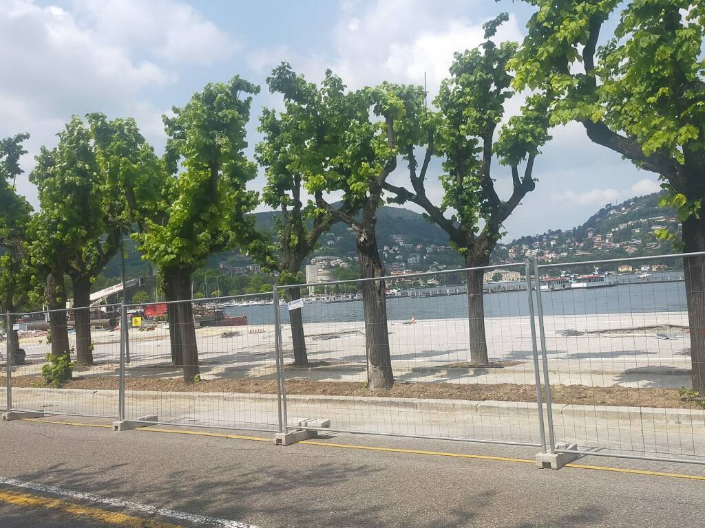 Nuovo lungolago di Como, la biglietteria prende corpo davanti a piazza Cavour: il punto dei lavori