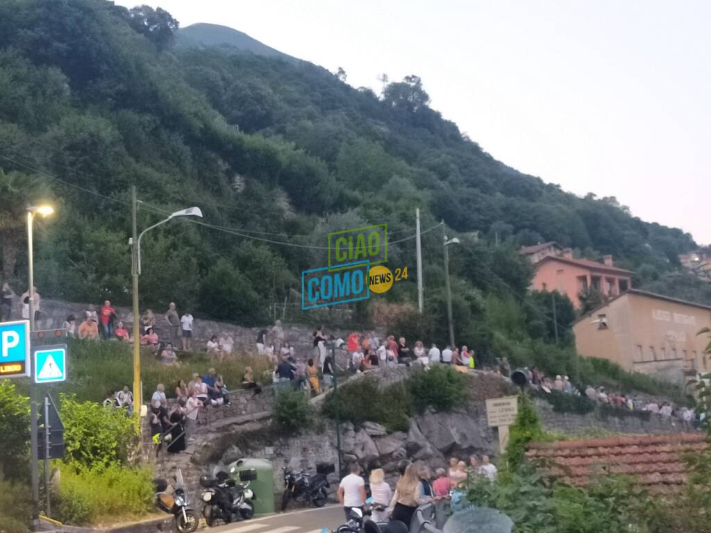 La Sagra di San Giovanni all'Isola Comacina: migliaia di persone tra moto e barche