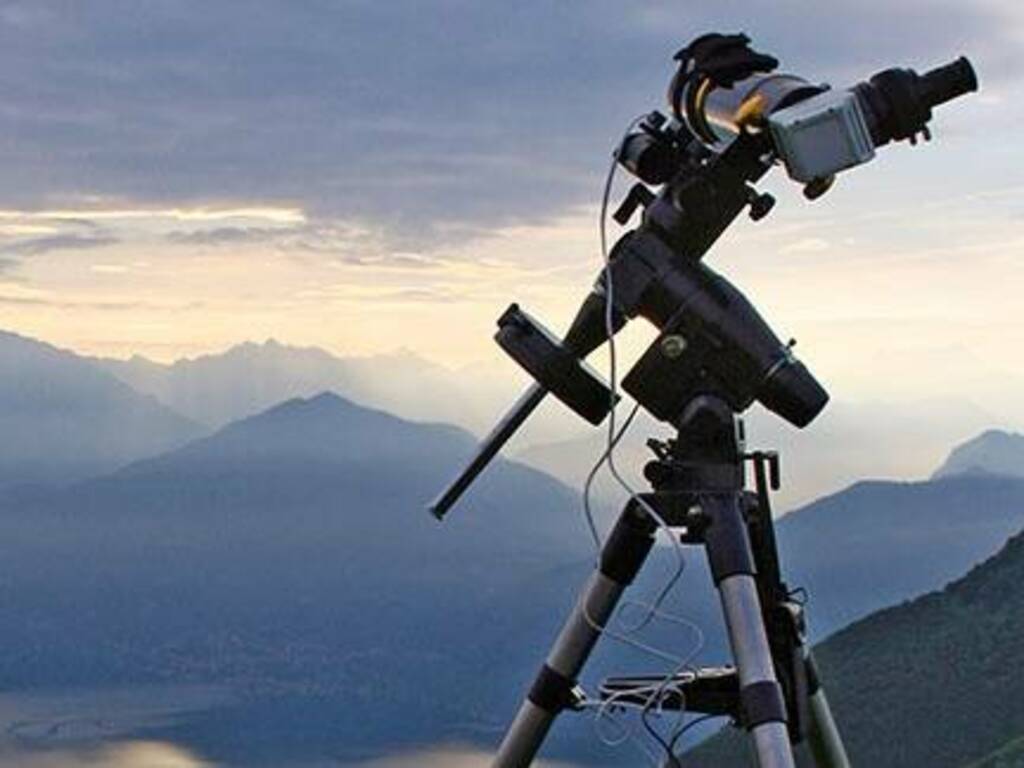 serata gruppo Astrofili lariani e Teatro Sociale