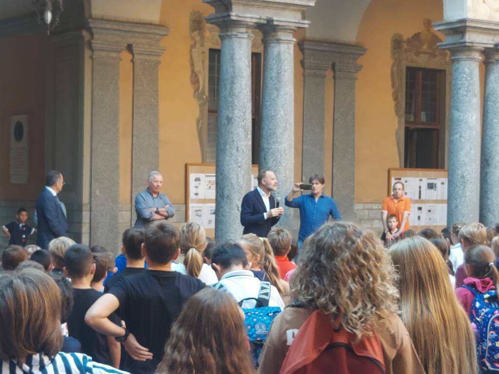 Saluto Rapinese Collegio Gallio primo giorno di scuola 2023/2024