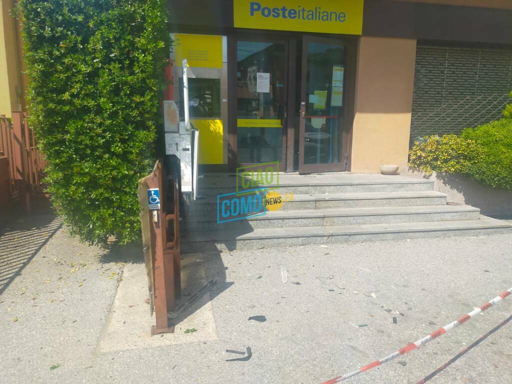 fatto esplodere bancomat filiale di tavernerio notte via provinciale danni e bancomat distrutto